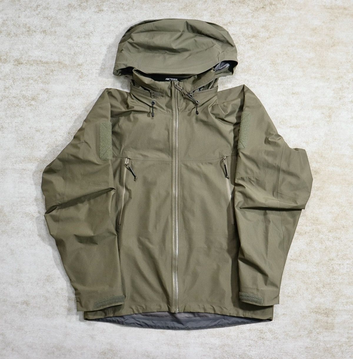 Arcteryx Leaf Alpha Gen2 Jacket ，size L