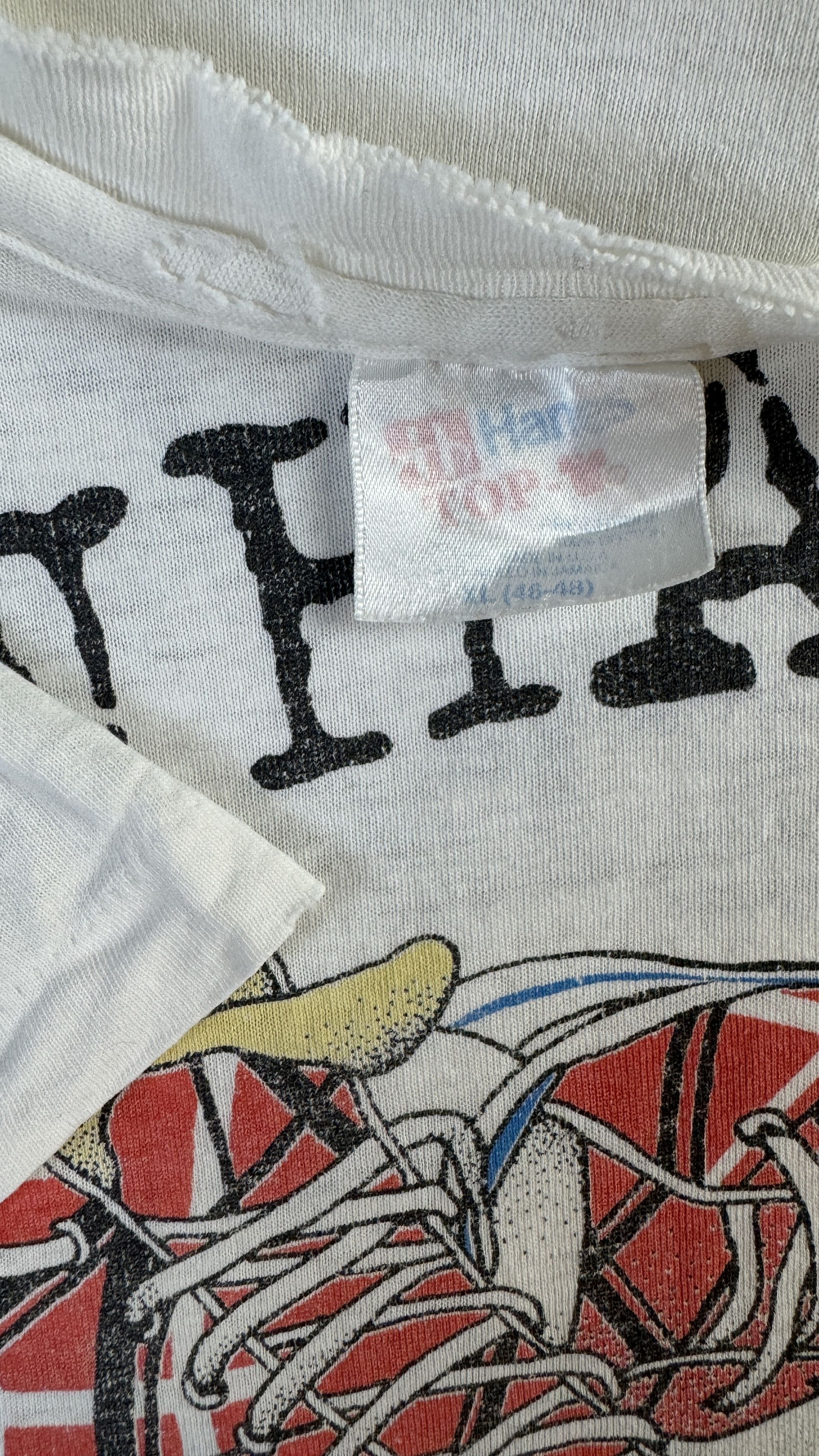 Hanes Rare Van Halen 1993 Tour Shirt Right here right now Size US XL / EU 56 / 4 - 7 Thumbnail