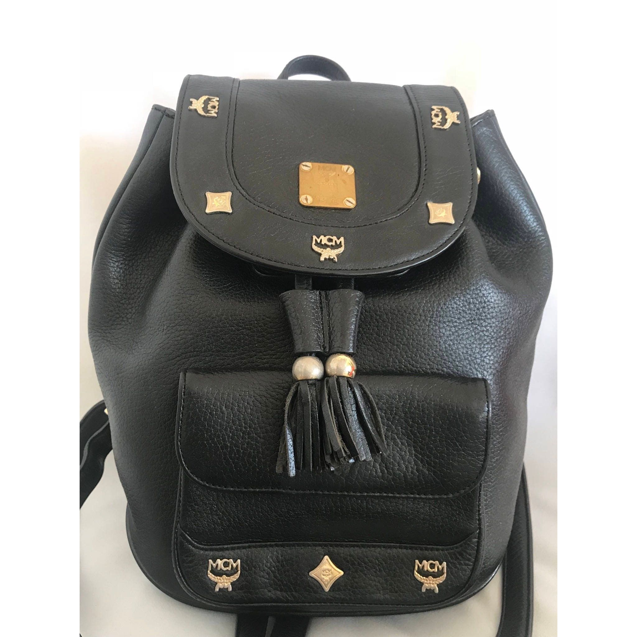 MCM Vintage MCM black backpack with golden studded logo motifs Size ONE SIZE - 4 Thumbnail