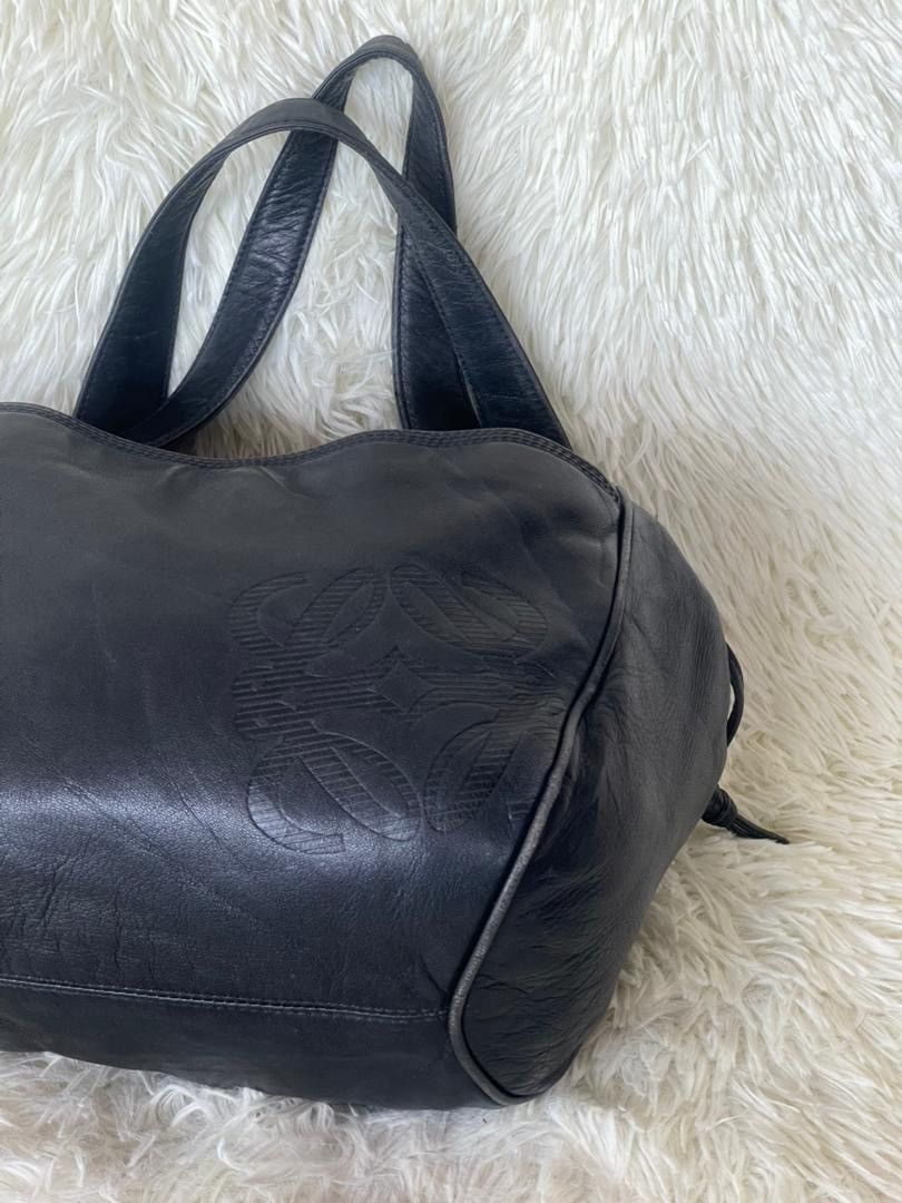 Loewe Loewe Anagram Leather Shoulder Bag Size ONE SIZE - 13 Thumbnail