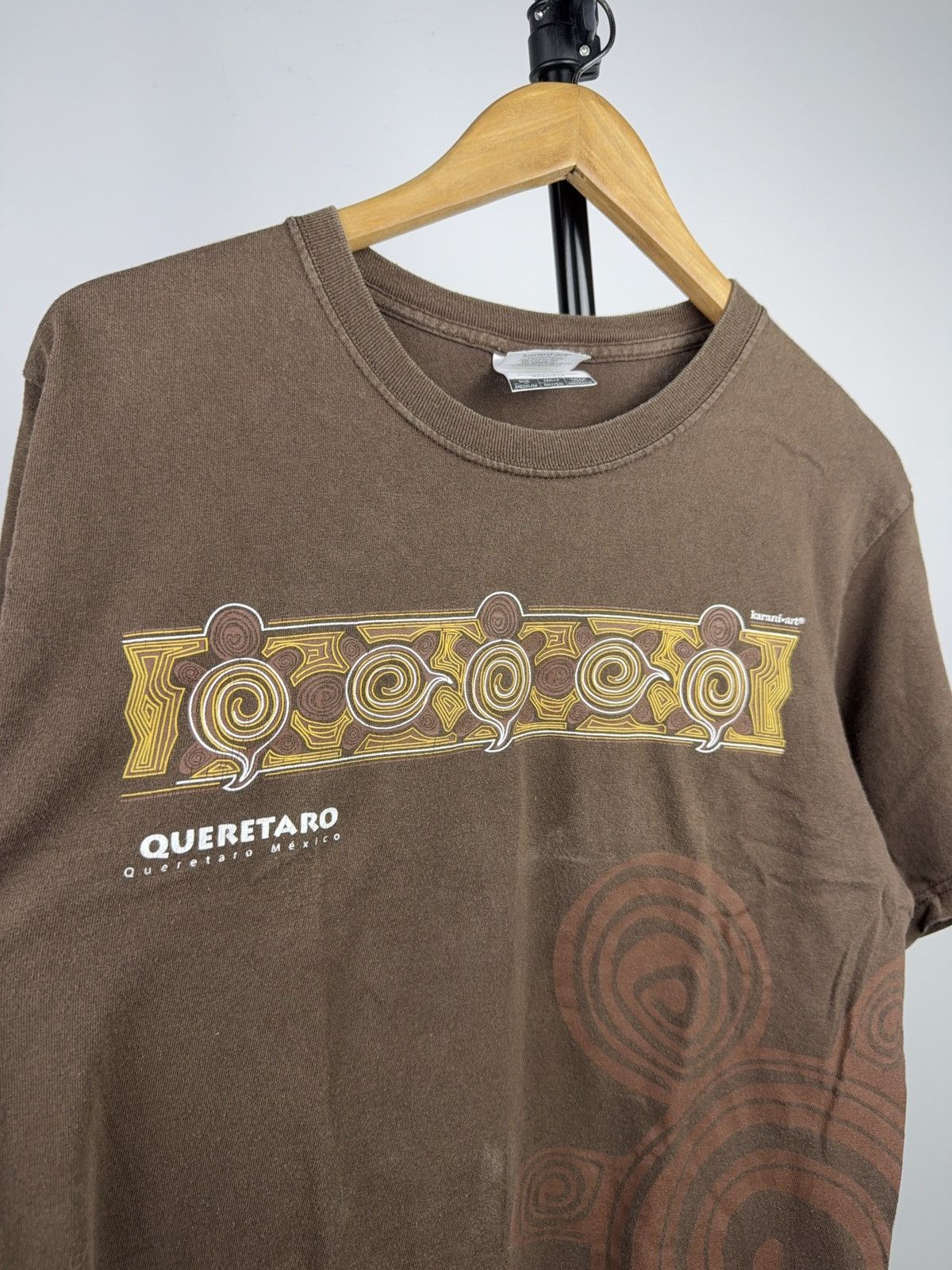 Vintage 00s Vntg Querétaro Mexico Spiral Art Graphic Brown T-Shirt Size US M / EU 48-50 / 2 - 4 Thumbnail