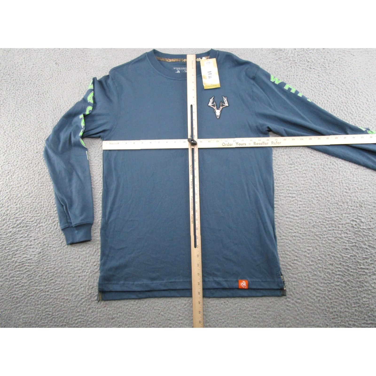 Vintage Legendary Whitetails Long Sleeve Shirt Mens M Blue Cotton Crew Neck 2020s Outdoor Winter Fall Spring T-Shirt Regular Mens Size US M / EU 48-50 / 2 - 5 Thumbnail