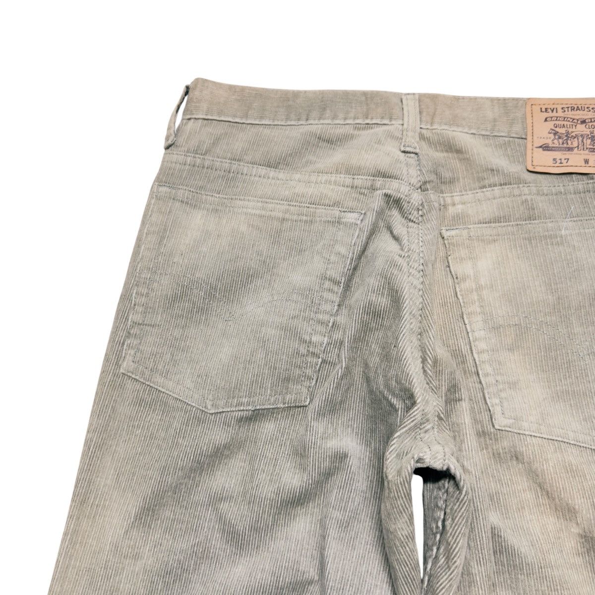 Levi's Vintage Levis 517 Green Corduroy Flare Jeans Hedi Slimane Size US 30 / EU 46 - 10 Thumbnail