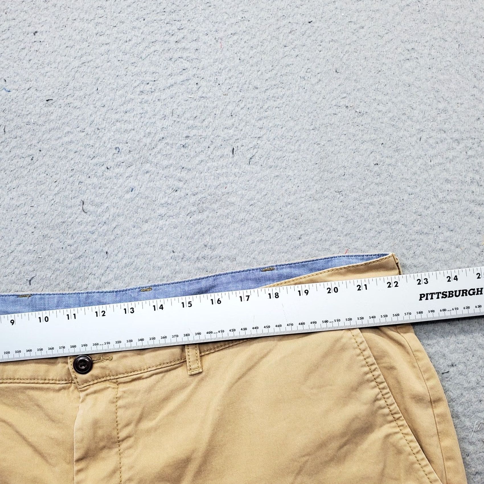 Vintage L.L. Bean Mens Chino Pants: 44 Tan Cotton Slacks Stretch Low Waist Standard Fit, Inseam 30, Flat Front, Regular, 40" Outseam, Vintage: No Size US 44 / EU 60 - 6 Thumbnail