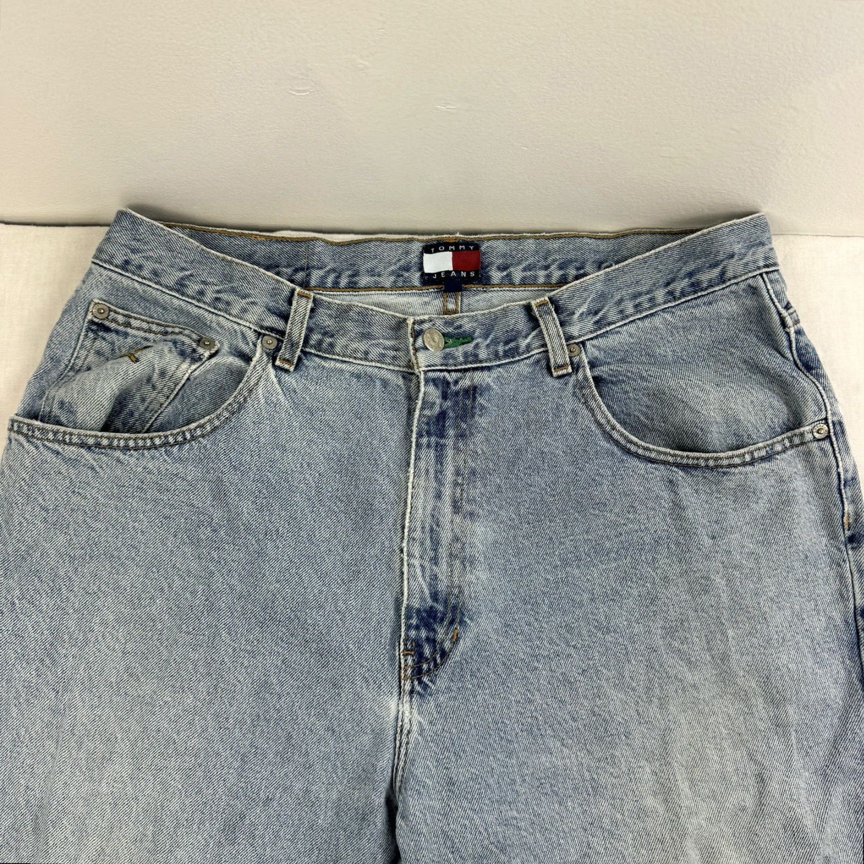 Tommy Hilfiger VINTAGE Tommy Hilfiger Jeans Adult 38x30 Blue Grunge Y2K 90s Hipster Punk Pants Regular Mens Jeans 90s Style Straight Size US 38 / EU 54 - 4 Thumbnail