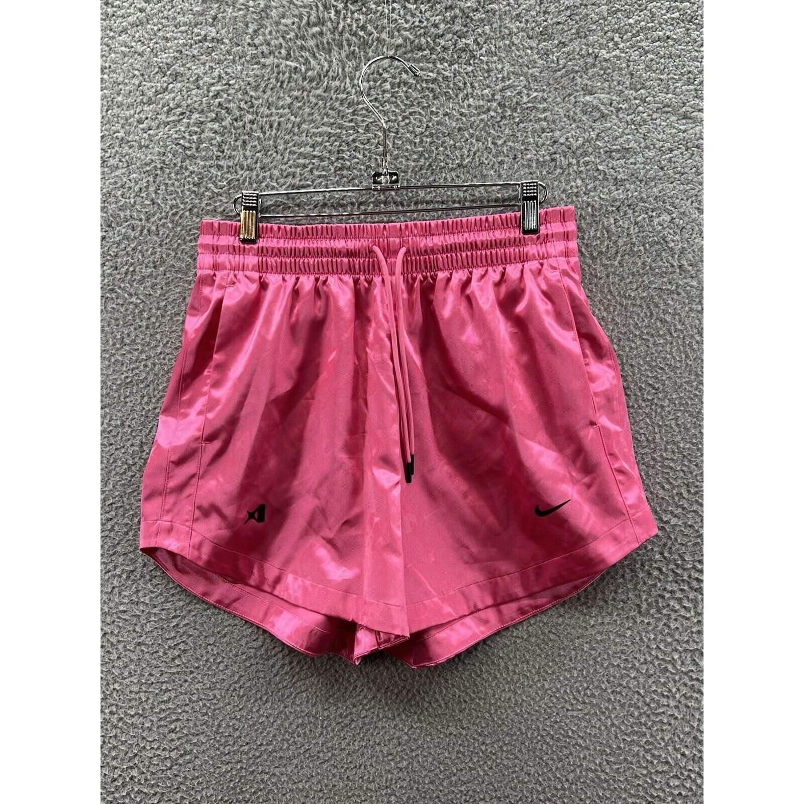 Nike Nike A’ja Wilson Pink Satin Dri-Fit Shorts Small HM7710-684 Size 24" / US 00 / IT 34 - 1 Thumbnail
