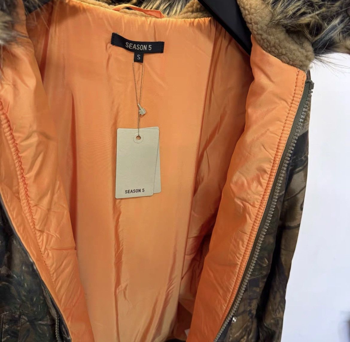 Yeezy Yeezy Season 5 Double sided MA1 jacket-2505 Size US L / EU 52-54 / 3 - 4 Thumbnail