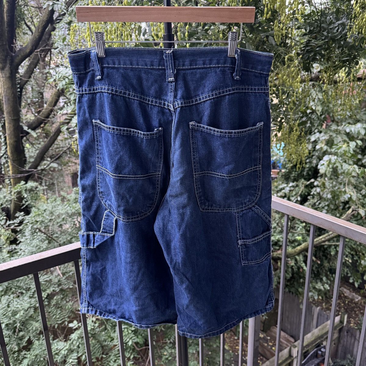 Vintage Faded Dark Wash Baggy Wide Leg Denim Work Shorts ERD Grunge Size US 34 / EU 50 - 2 Thumbnail