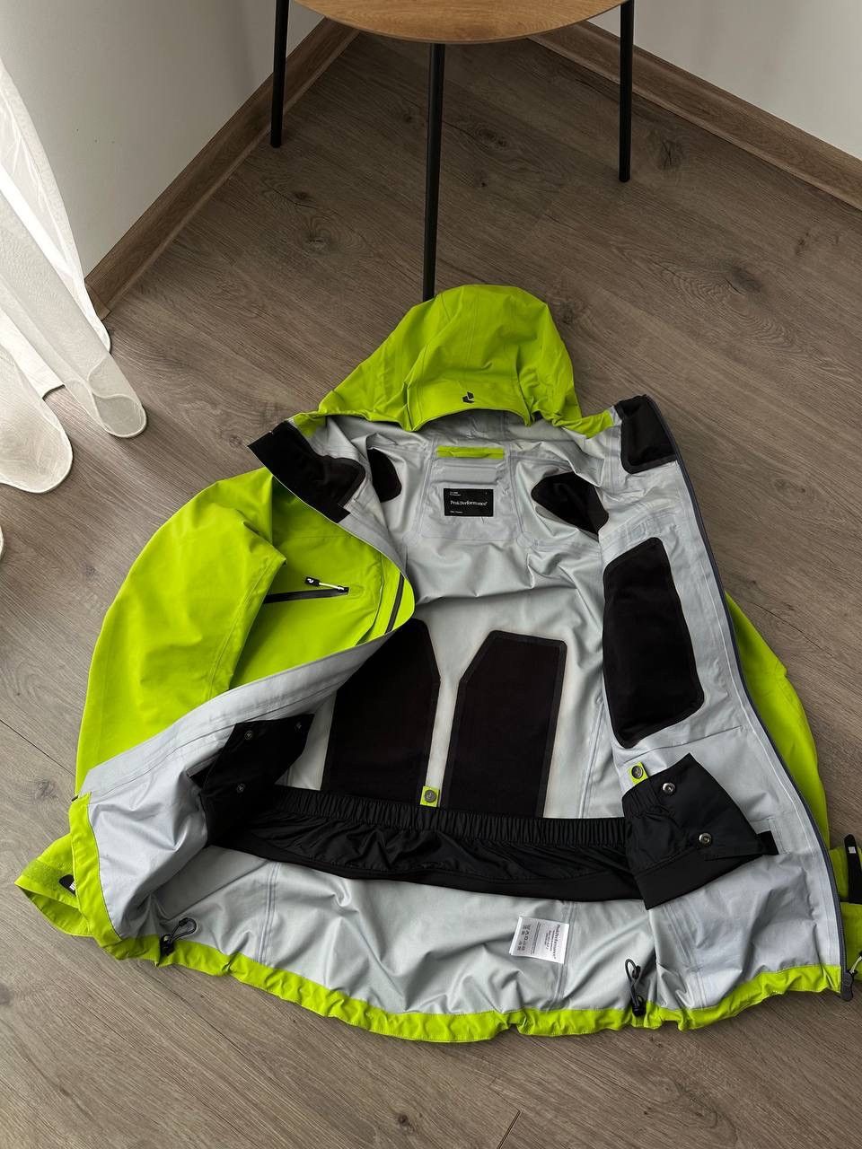 Peak Performance × Vintage Vintage Peak Performance Green Outdoor Style Heli Alp Jacket Size US L / EU 52-54 / 3 - 23 Thumbnail