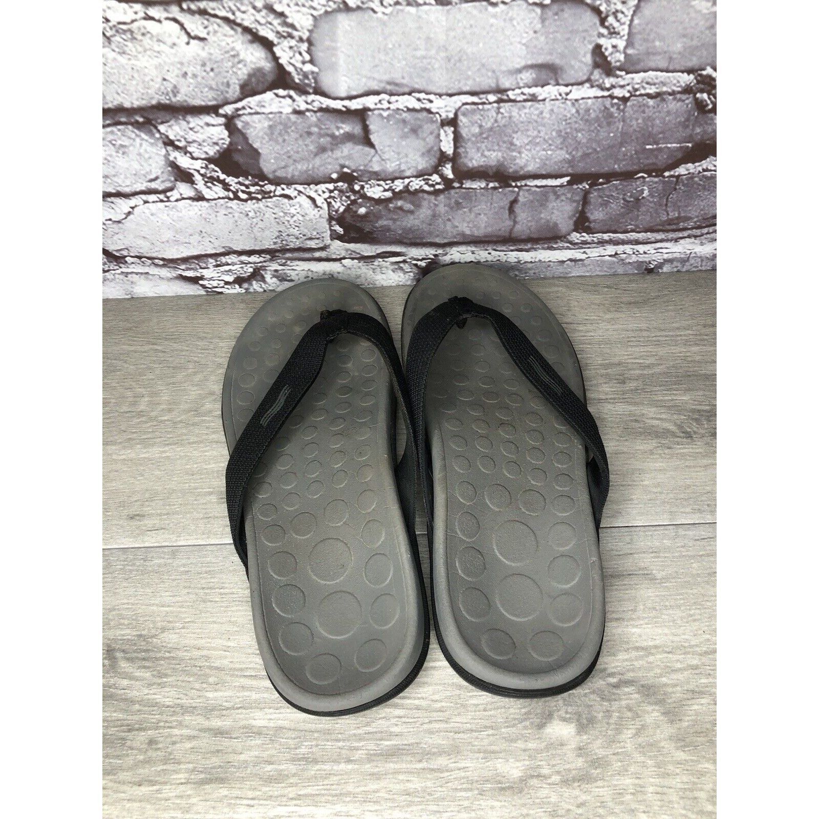 Other VIONIC Wave Black Toe Post Flip Flop Sandals Unisex Men Sz 8 Size US 8 / EU 41 - 19 Thumbnail