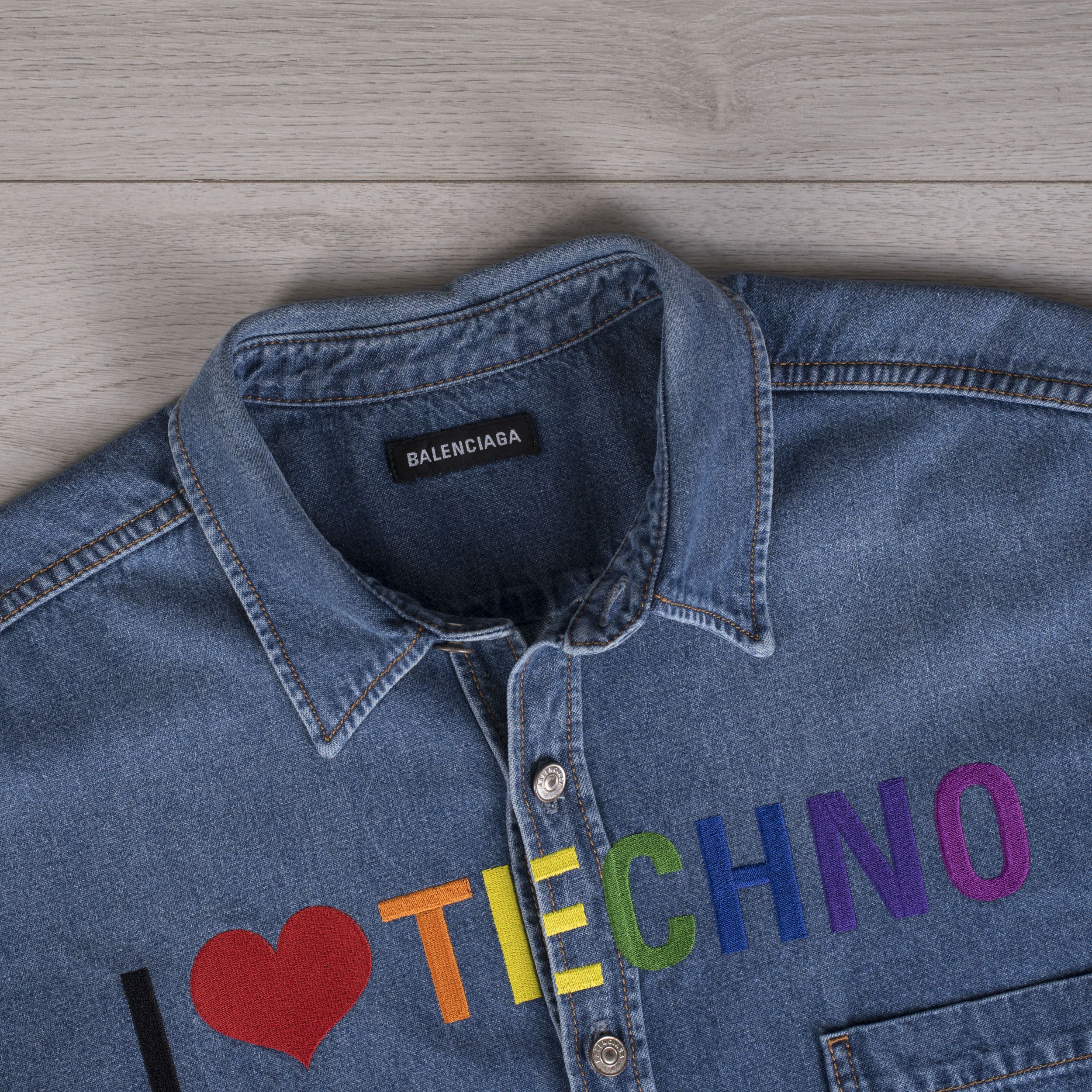 Balenciaga I Love Techno Embroidered Oversized Denim Shirt Size US S / EU 44-46 / 1 - 8 Thumbnail