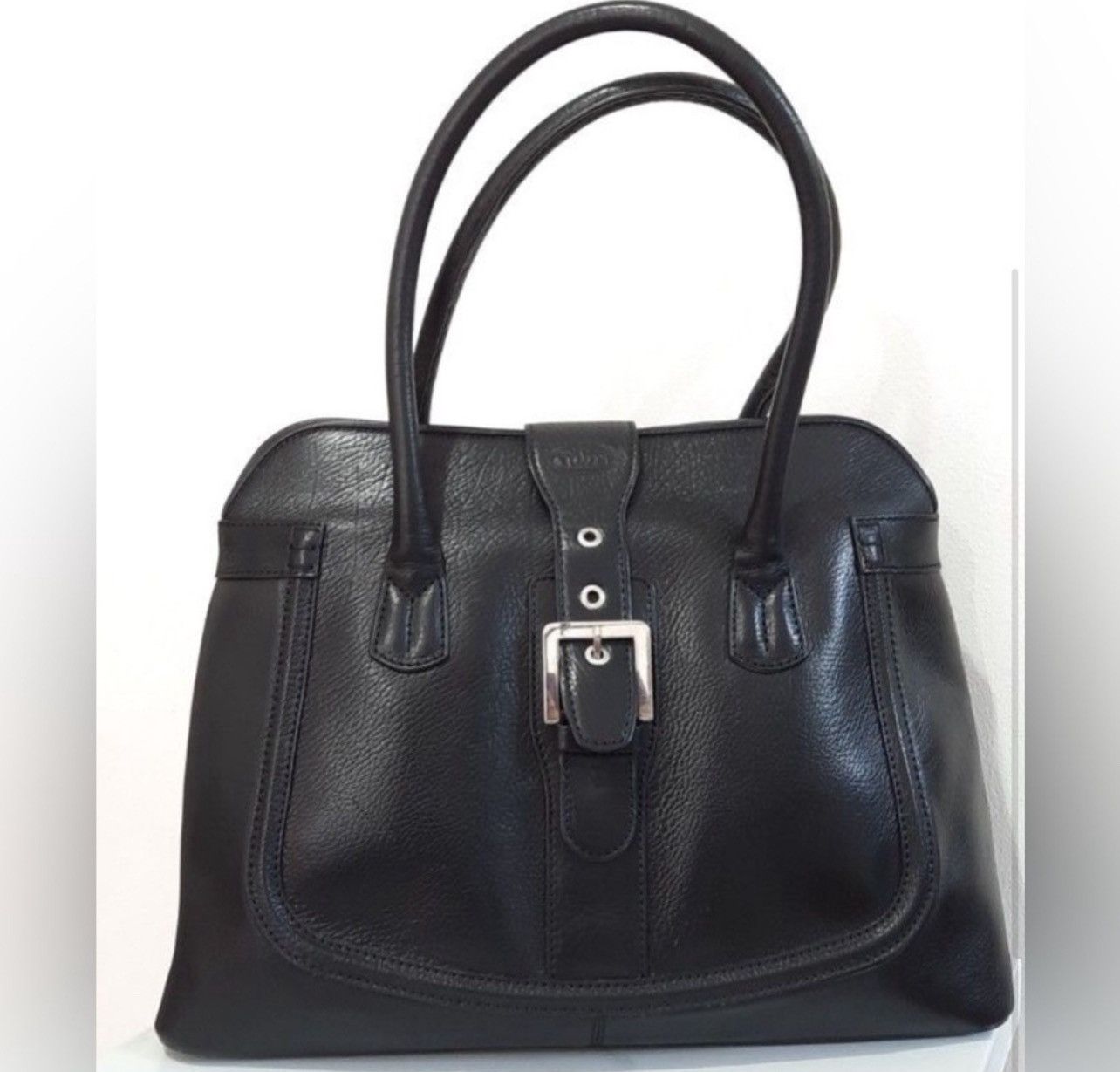 Tod's Tod's Vintage Black Leather Weekender Shoulder Bag W/ Duster Size ONE SIZE - 1 Thumbnail