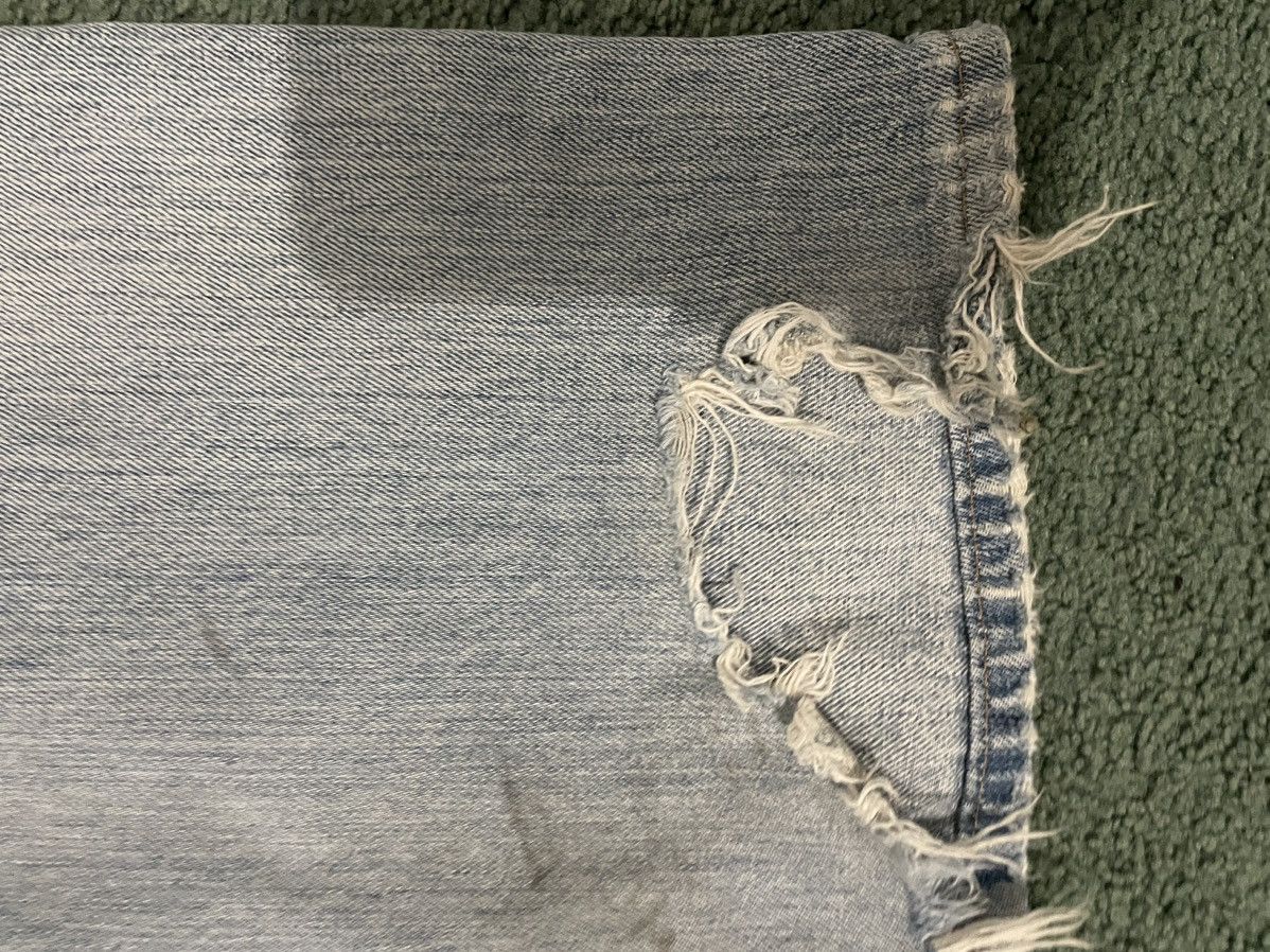 Levi's × Vintage 🔥 Vintage Levi’s 501 🔥 light blue fade Size US 32 / EU 48 - 6 Thumbnail