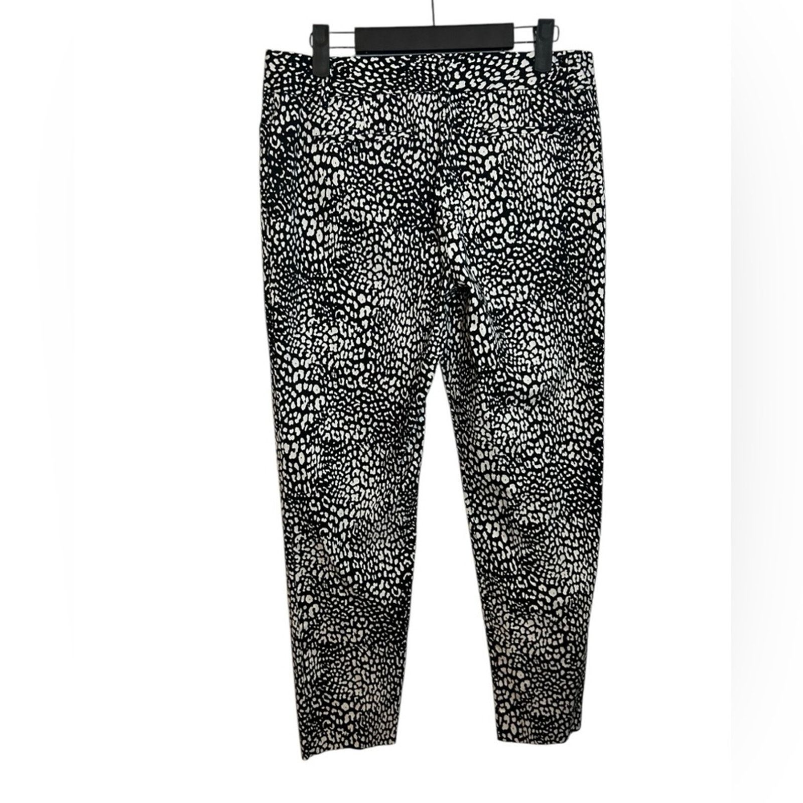 Worthington Worthington Black & White Animal Print Stretch Ankle Trouser Size 27" / US 4 / IT 40 - 2 Thumbnail