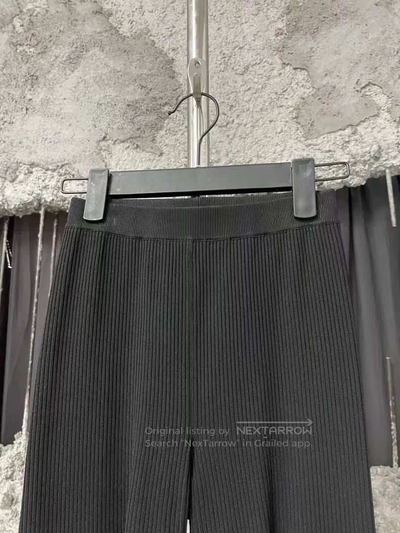 Saint Laurent Paris Saint Laurent Paris size XS Metal Logo Knit Shorts Size US 27 - 4 Thumbnail