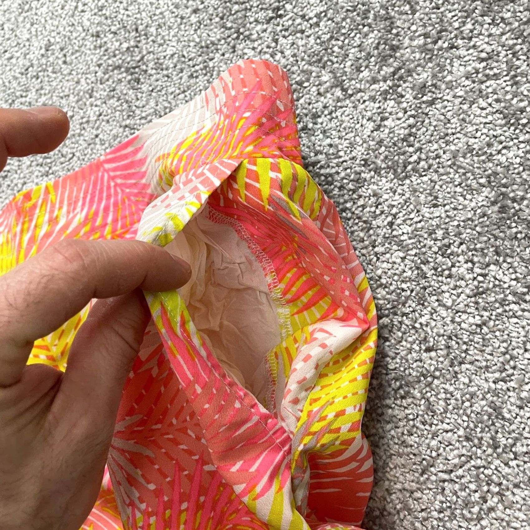 Vintage HeartSoul Shorts Womens 1X Pink Yellow Elastic Waist Light Stretch Tropic Paisley Casual Short Pants Size 25" / US 0 / IT 36 - 7 Thumbnail