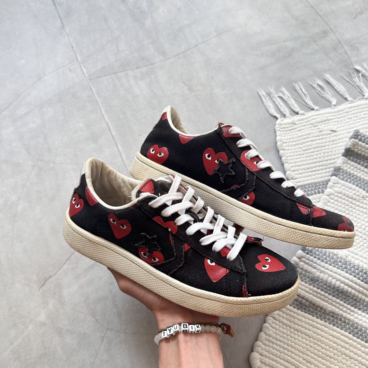 Comme des Garcons PLAY × Converse Vintage Converse x Comme Des Garcons Play CDG Pro Low Shoes Size US 7 / EU 40 - 5 Thumbnail