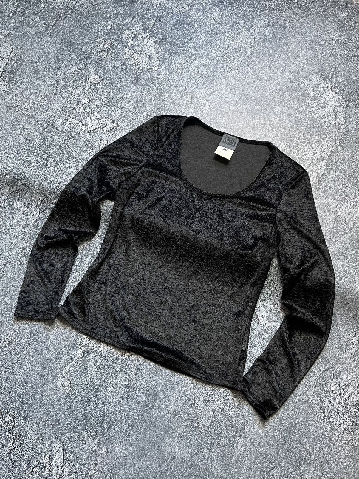 Versace Jeans Couture × Vintage Versace VNTG Textured Long Sleeve Top Sweater Size M / US 6-8 / IT 42-44 - 2 Thumbnail