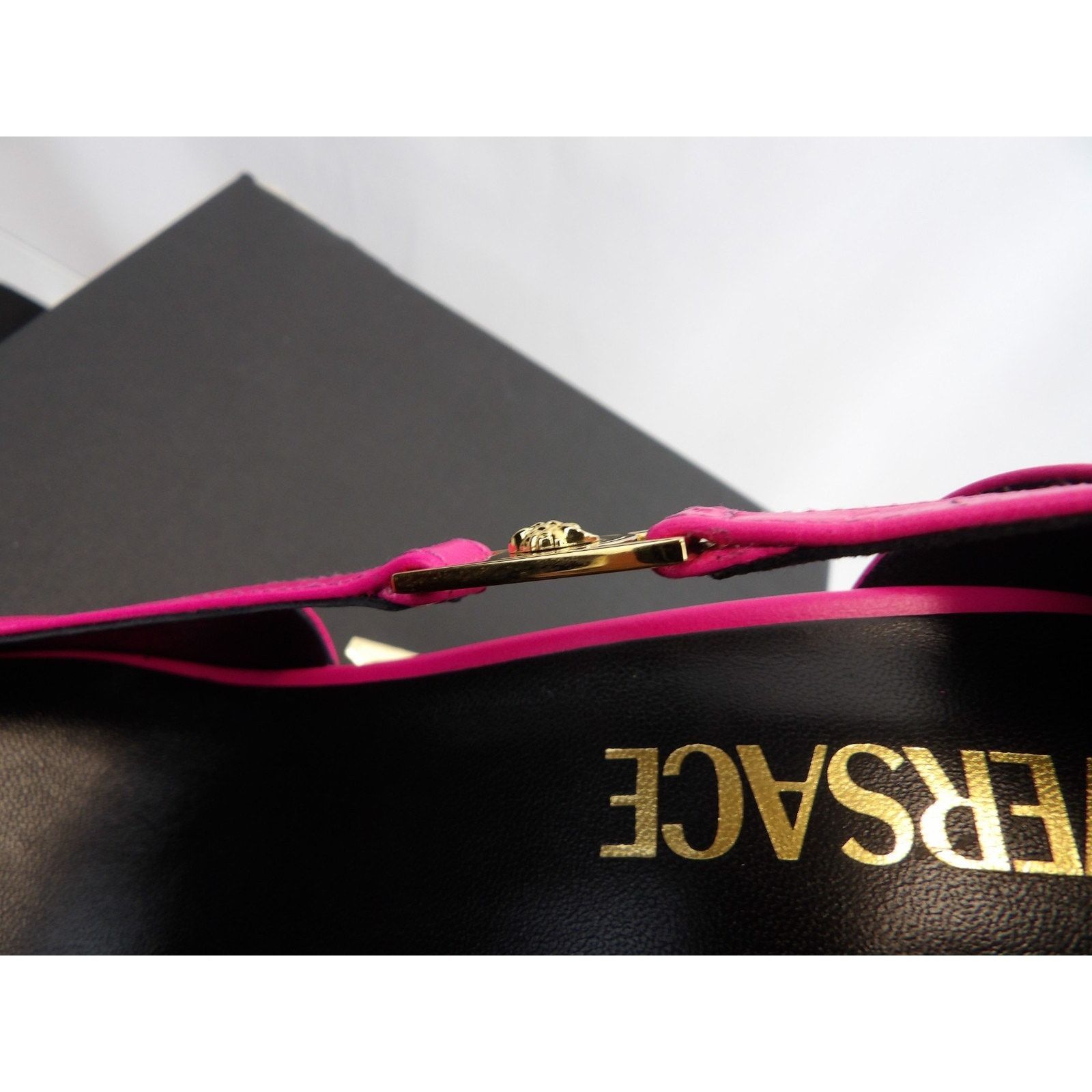Versace VERSACE PINK LEATHER GOLD MEDUSA HEEL PUMPS 36.5 6.5 SPAIN Size US 6.5 / IT 36.5 - 5 Thumbnail
