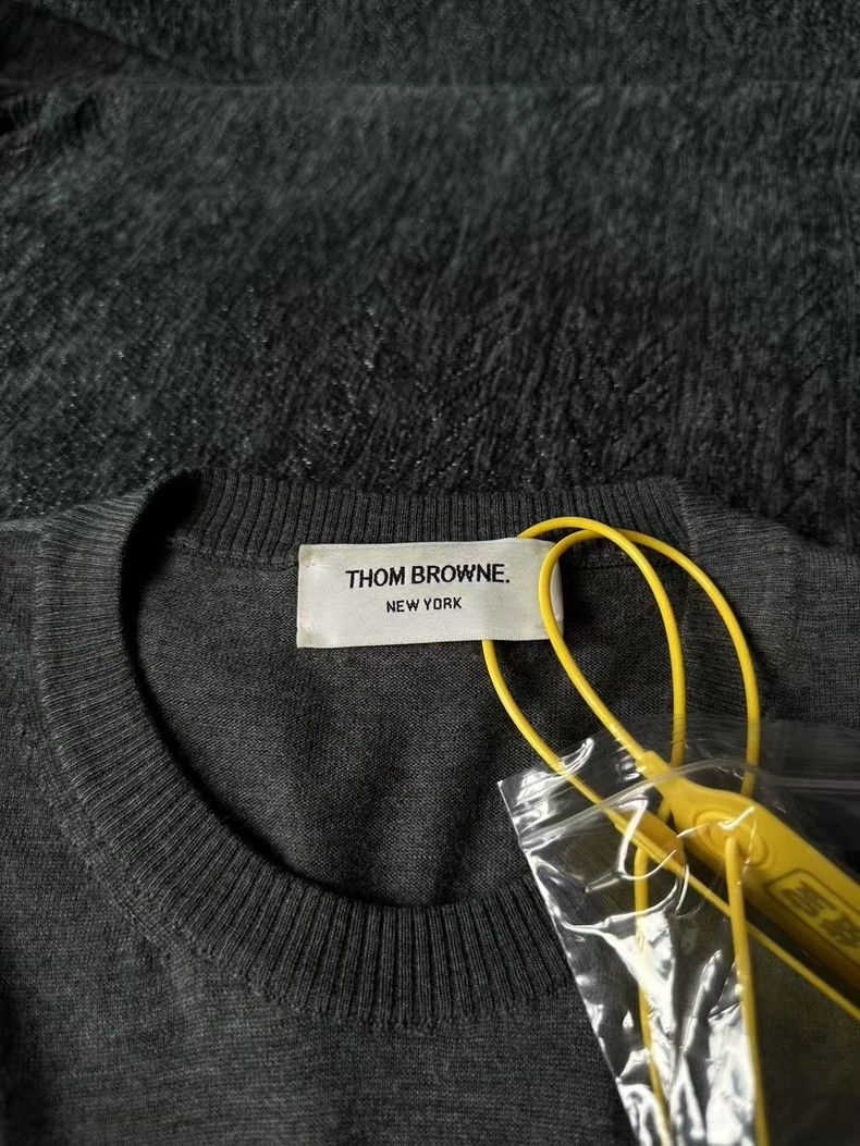 Thom Browne THOM BROWNE Grey sweater 2502-Nextarrow Size US S / EU 44-46 / 1 - 3 Thumbnail