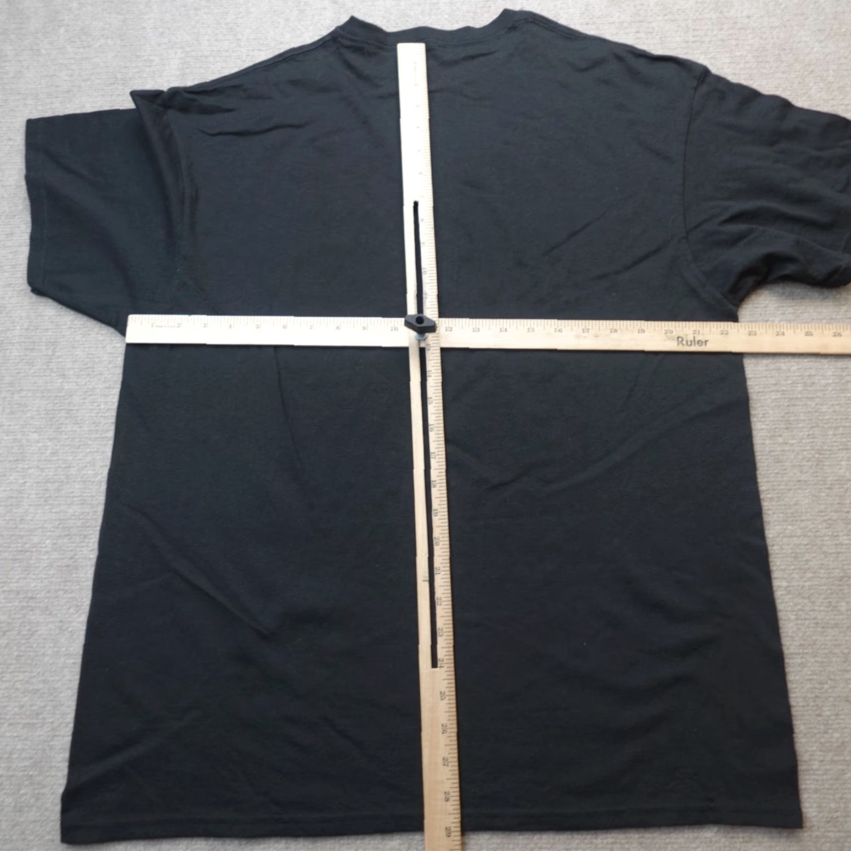 Vintage VINTAGE Naruto Shirt XL Black Ichiraku Ramen Shop 2002 Mens T-Shirt Crew Neck Short Sleeve Graphic Print Cotton Size US XL / EU 56 / 4 - 3 Thumbnail
