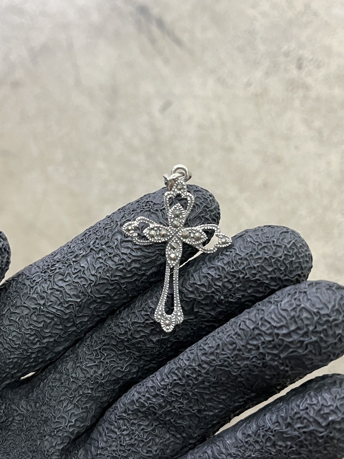 Other Vintage Sterling Silver Cross Pendant (unisex) Size ONE SIZE - 5 Thumbnail