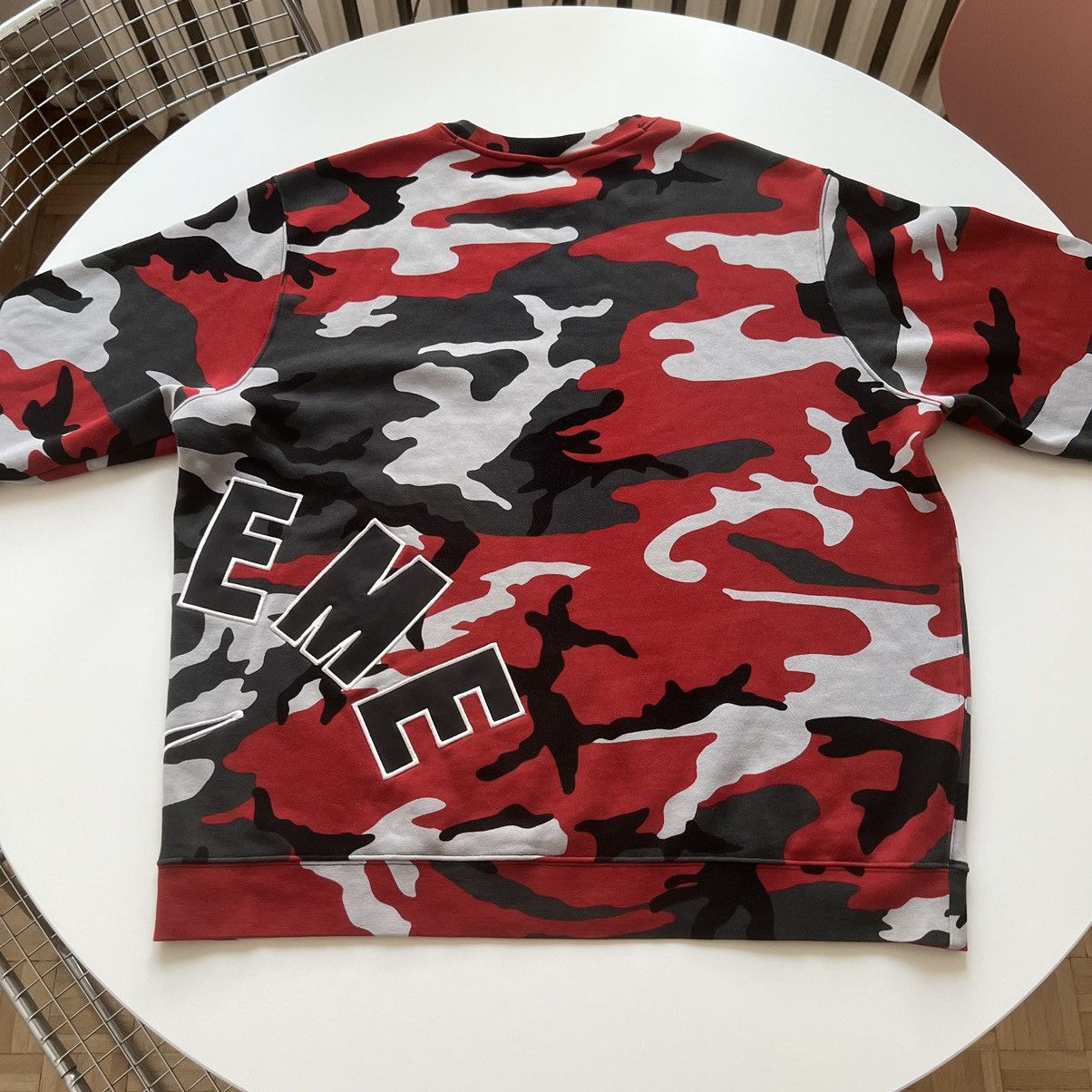 Nike × Supreme Supreme Nike Arc Crewneck Red Camo L Size US L / EU 52-54 / 3 - 3 Thumbnail