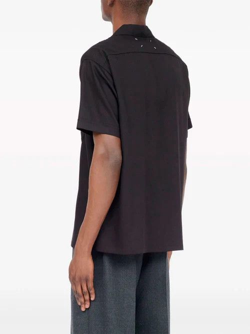 Maison Margiela o1w1db11225 Short sleeves Shirt in Black Size US S / EU 44-46 / 1 - 5 Thumbnail