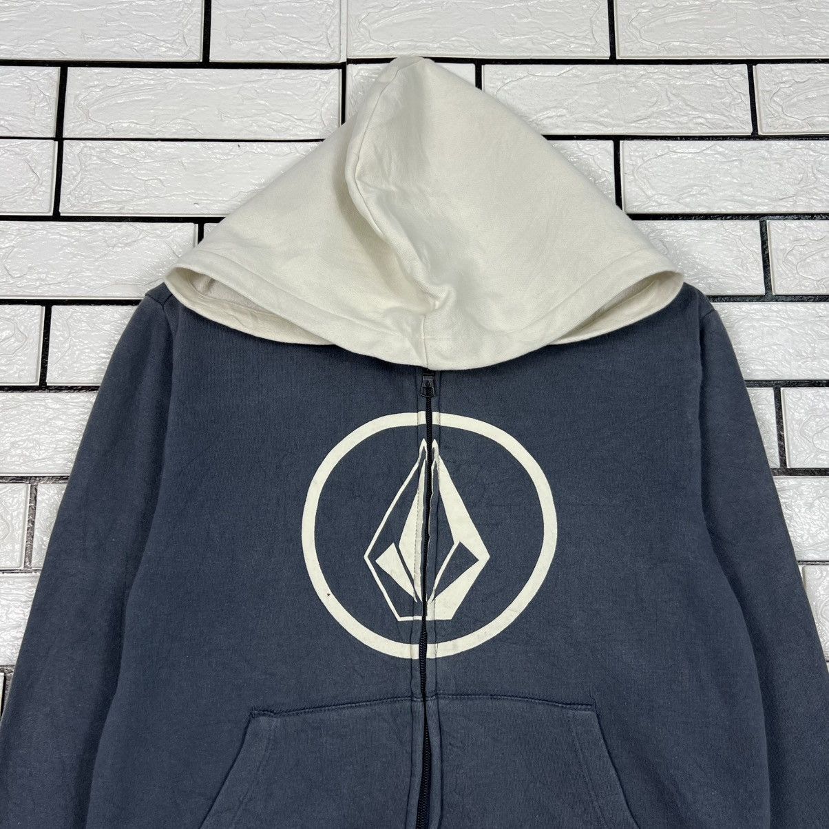 Volcom VOLCOM Big Logo Zipper Hoodies Kids Size 10Y/M #4256-C194 Size US M / EU 48-50 / 2 - 2 Thumbnail