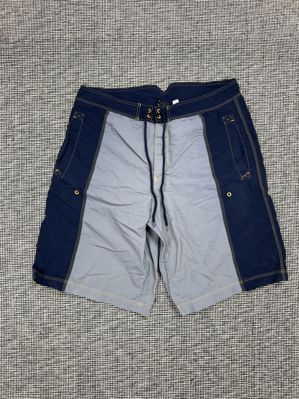 Adidas × Vintage Y2K adidas big logo baggy shorts summer vintage swim Size US 36 / EU 52 - 2 Thumbnail