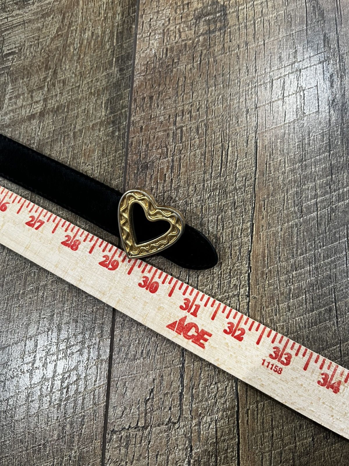 Moschino VTG 90s Moschino Redwall Heart Buckle Furry Leather Belt S/M Size ONE SIZE - 8 Thumbnail