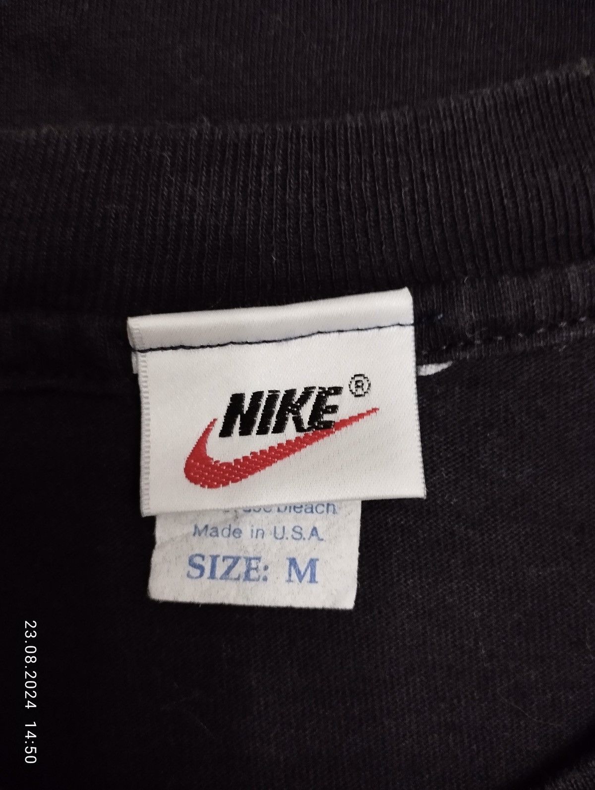 Nike × Vintage Vintage Nike T-Shirt Big Logo Mens Size Medium Size US M / EU 48-50 / 2 - 6 Thumbnail