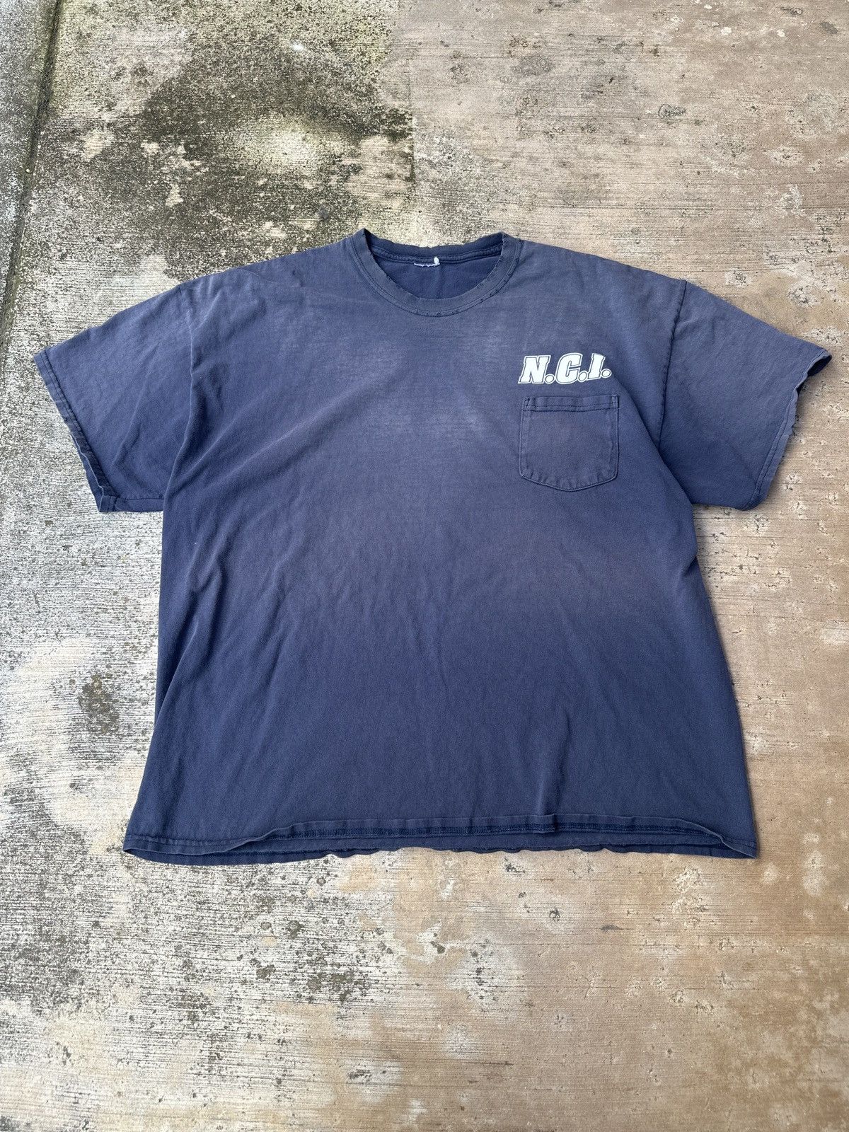 Vintage Vintage 90s Dark Blue Faded US Navy Naval Coating Tshirt Size US XL / EU 56 / 4 - 3 Thumbnail