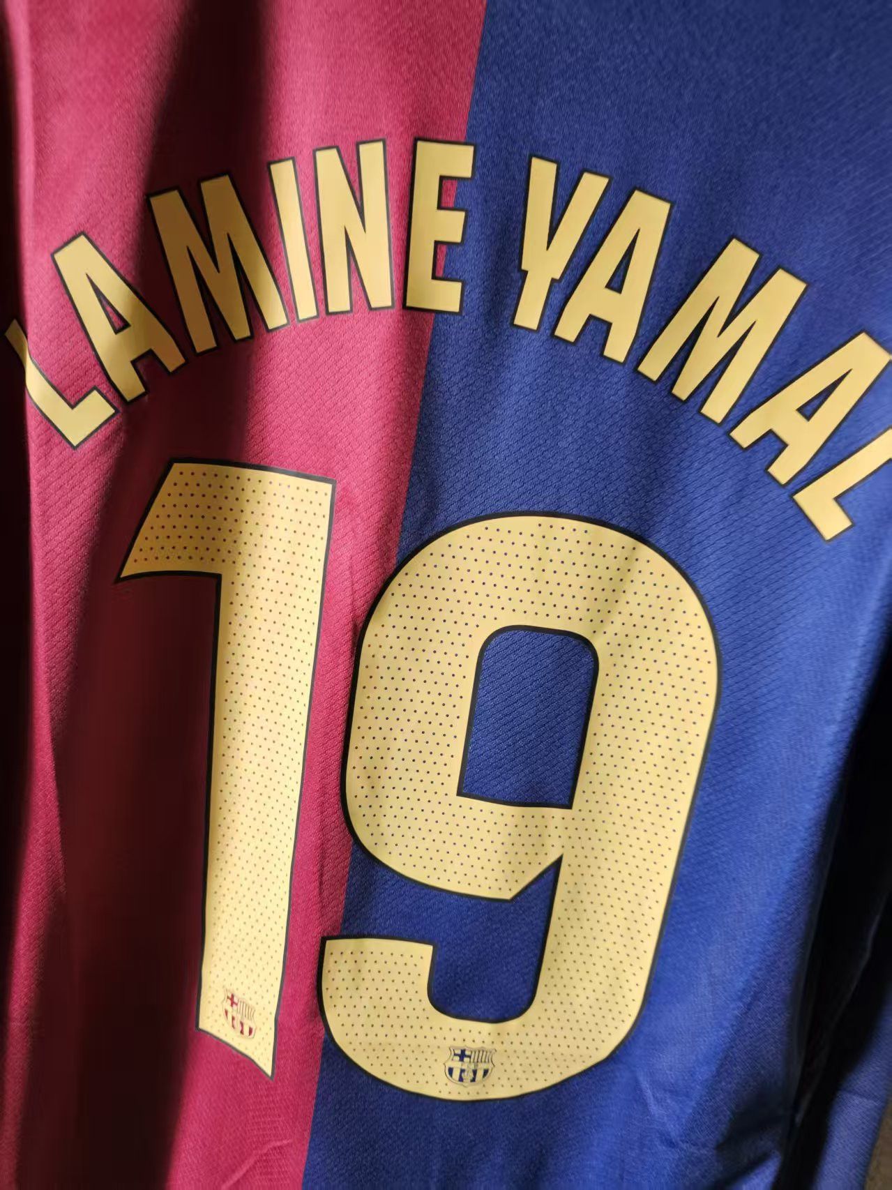 Other 2025 Barcelona Lamine Yamal Jersey Commemorate Size US L / EU 52-54 / 3 - 4 Thumbnail