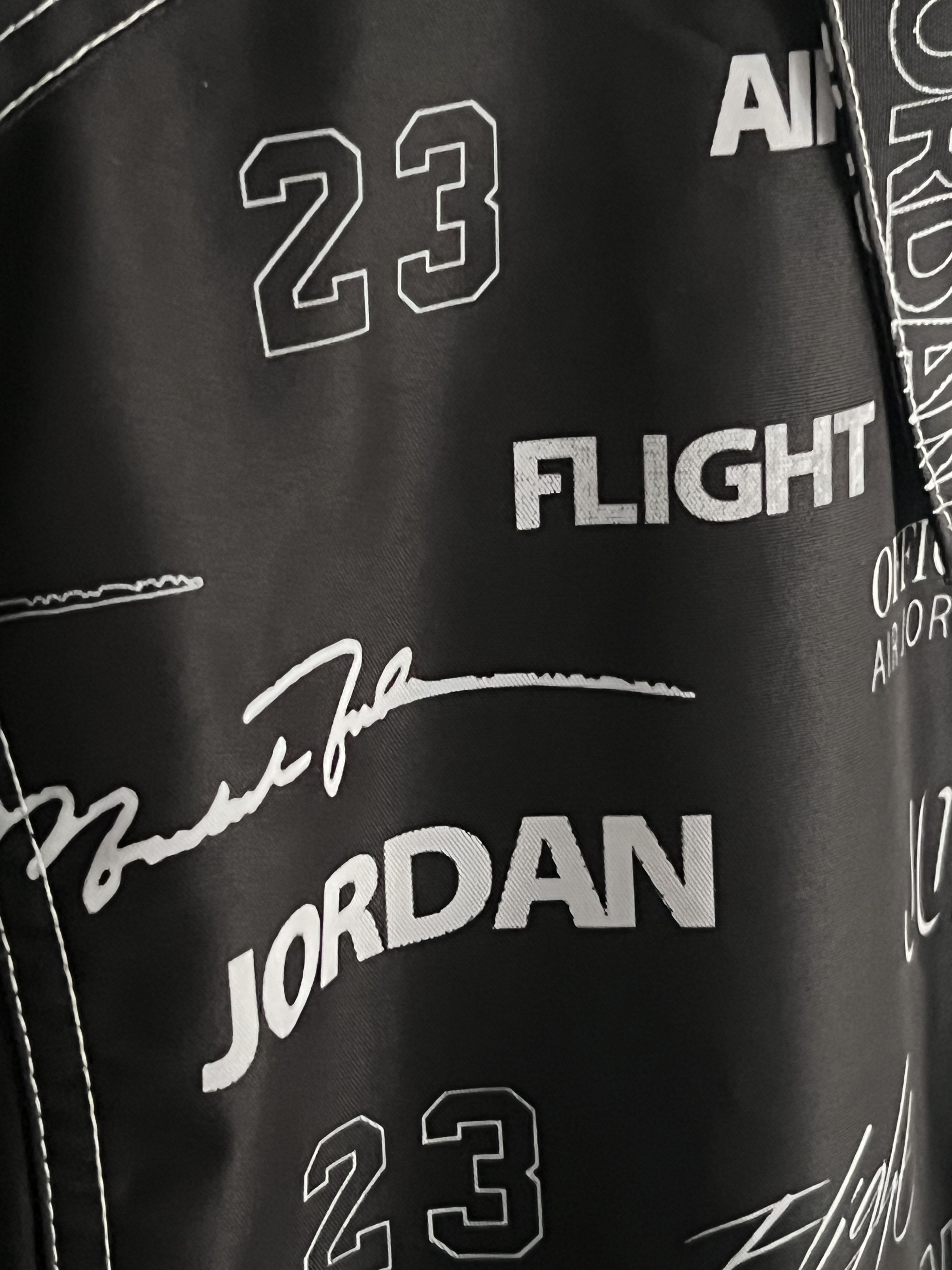 Jordan Brand × Nike Jordan Monogram Light Jacket Overshirt Windbreaker Nylon Size US M / EU 48-50 / 2 - 8 Thumbnail