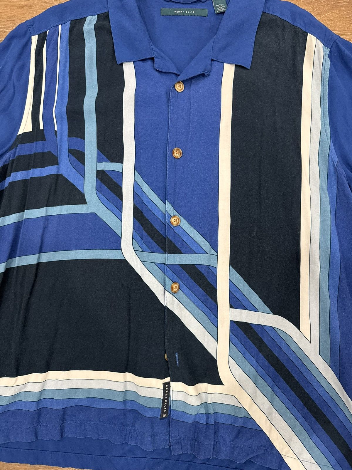Perry Ellis Perry Ellis Button up Short Sleeve Shirt Size US XL / EU 56 / 4 - 4 Thumbnail