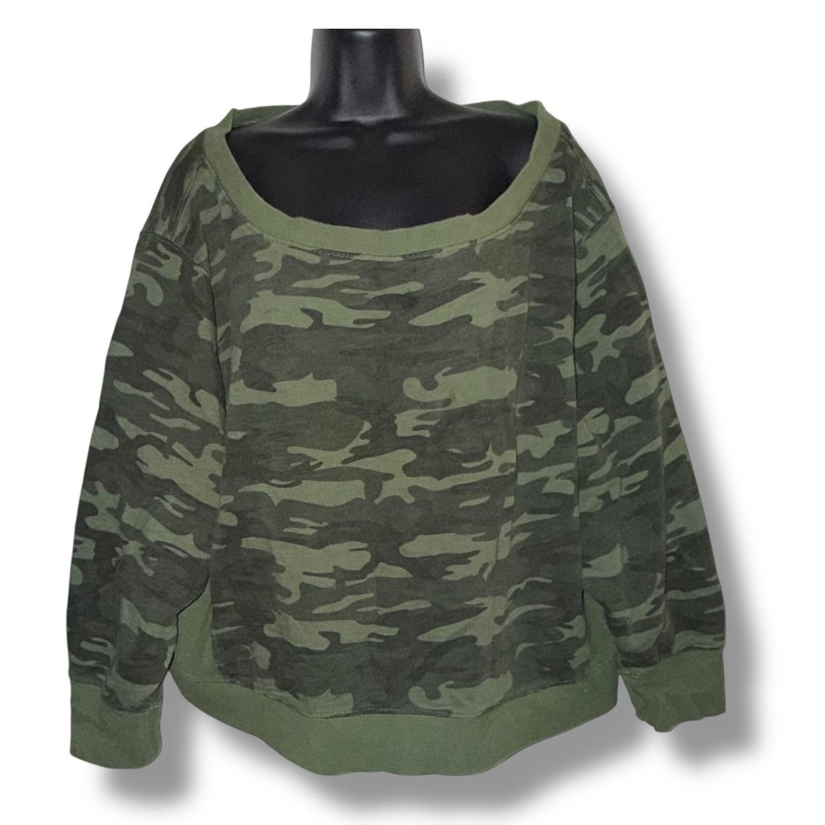 Good American Good American wide neck camouflage sweatshirt Size XL / US 12-14 / IT 48-50 - 4 Thumbnail