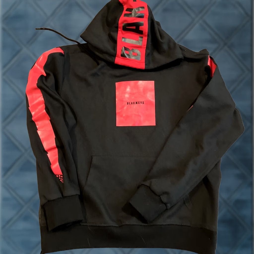 Logo 7 Black Keys Hoodie XL Black Logo Pullover Hooded Mens Rare NWOT Graphics Size US XL / EU 56 / 4 - 1 Thumbnail