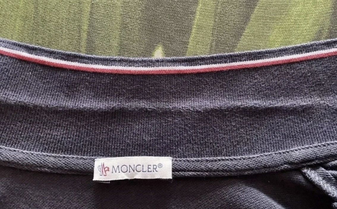 Moncler Moncler polo size M-L dark blu Size US L / EU 52-54 / 3 - 3 Thumbnail