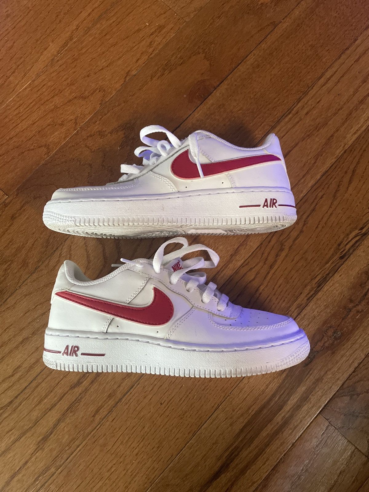 Nike GS Air Force 1 size 5 Size US 5 / EU 37 - 2 Thumbnail
