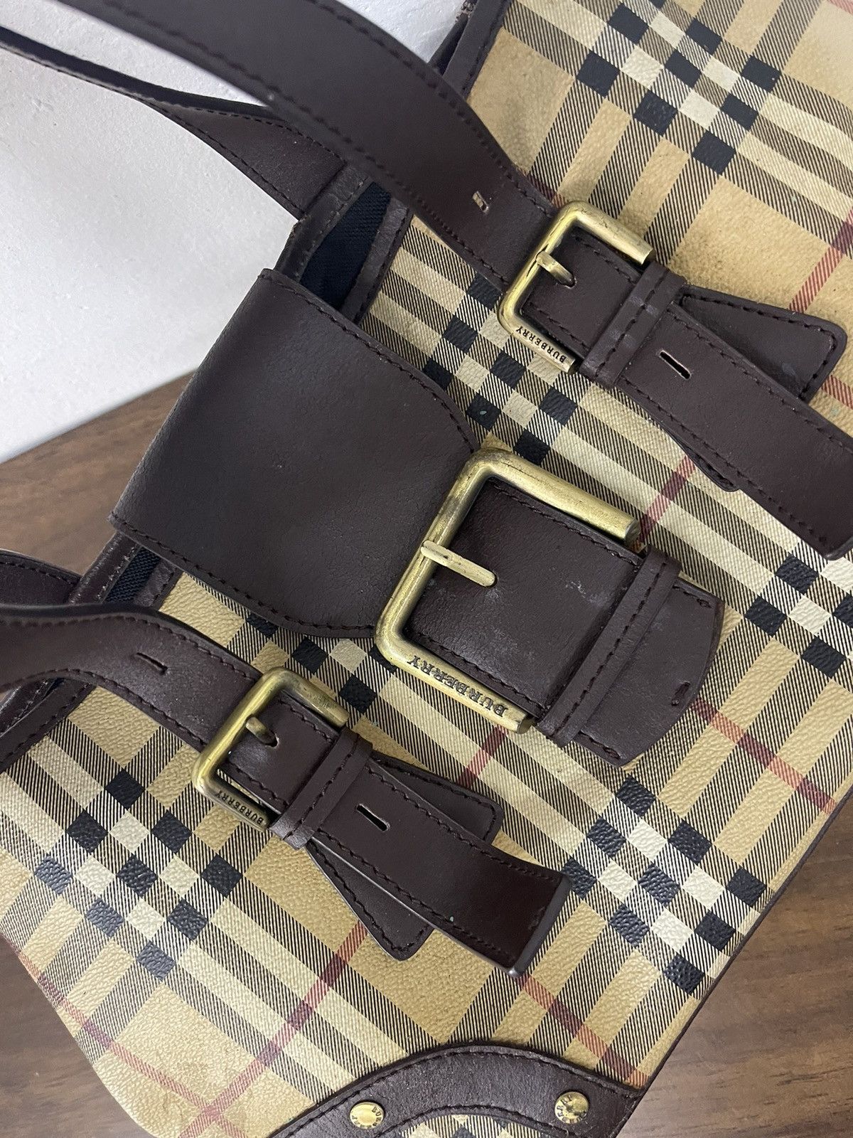 Burberry × Vintage Burberry haymarket nova check shoulder bag (see photo) Size ONE SIZE - 16 Thumbnail