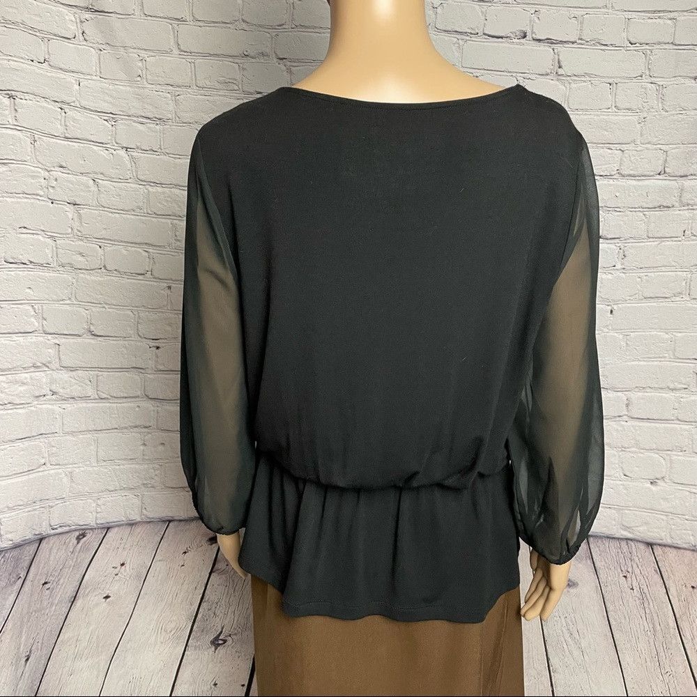 Chicos Chico's Knit Ruffle-Front Black Top Size 1 US M Size M / US 6-8 / IT 42-44 - 5 Thumbnail