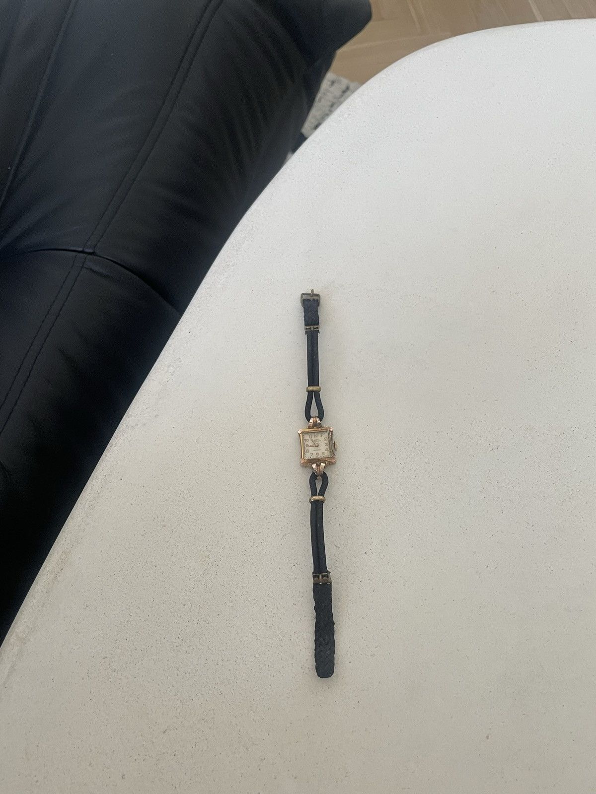 Vintage 90s Vintage Wec Incabloc Swiss Women Watch Classy Gold Black Size ONE SIZE - 3 Thumbnail