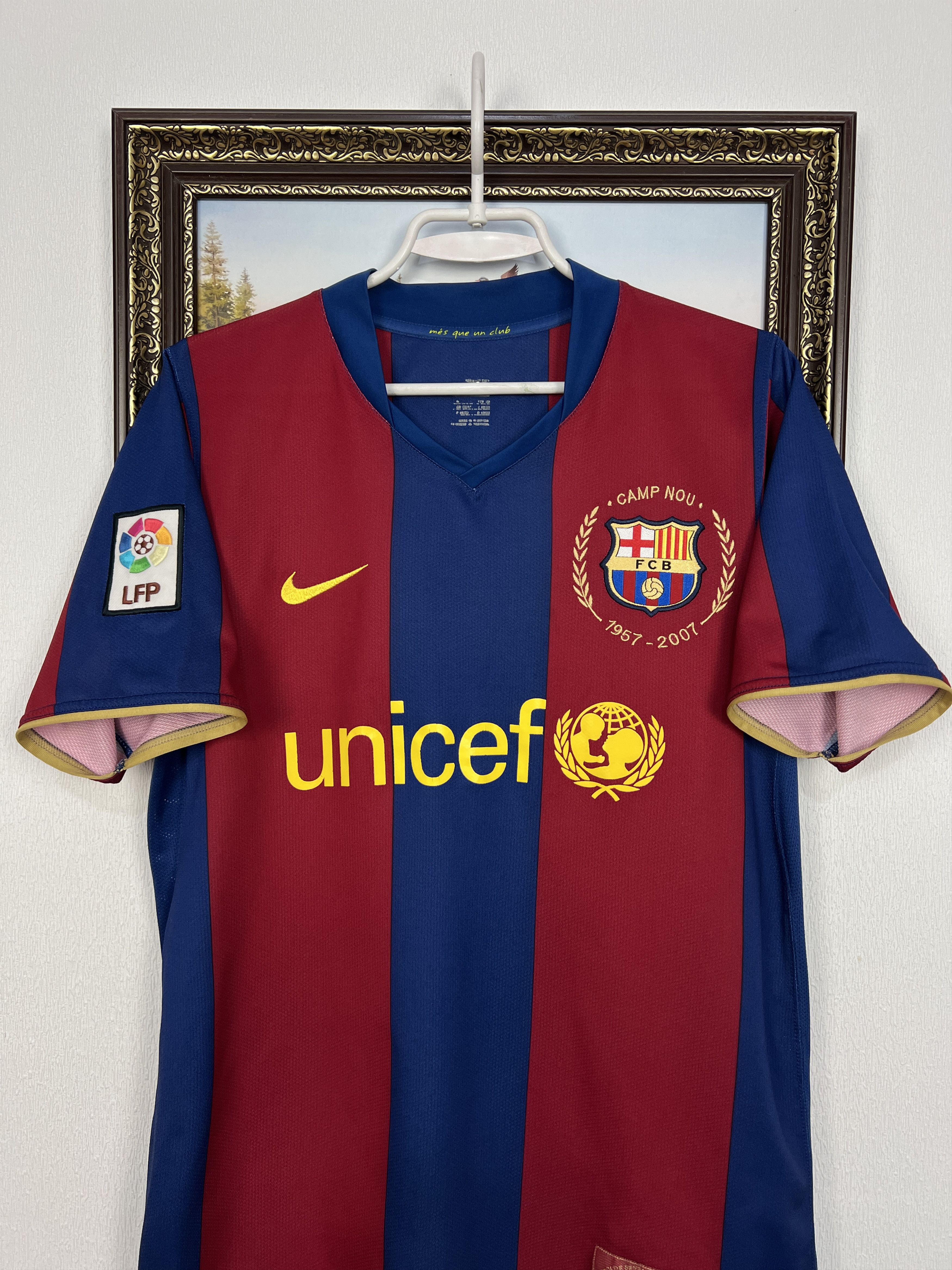 Nike Barcelona football shirt 2007 Soccer Nike Jersey Mens Tee Size US M / EU 48-50 / 2 - 2 Thumbnail