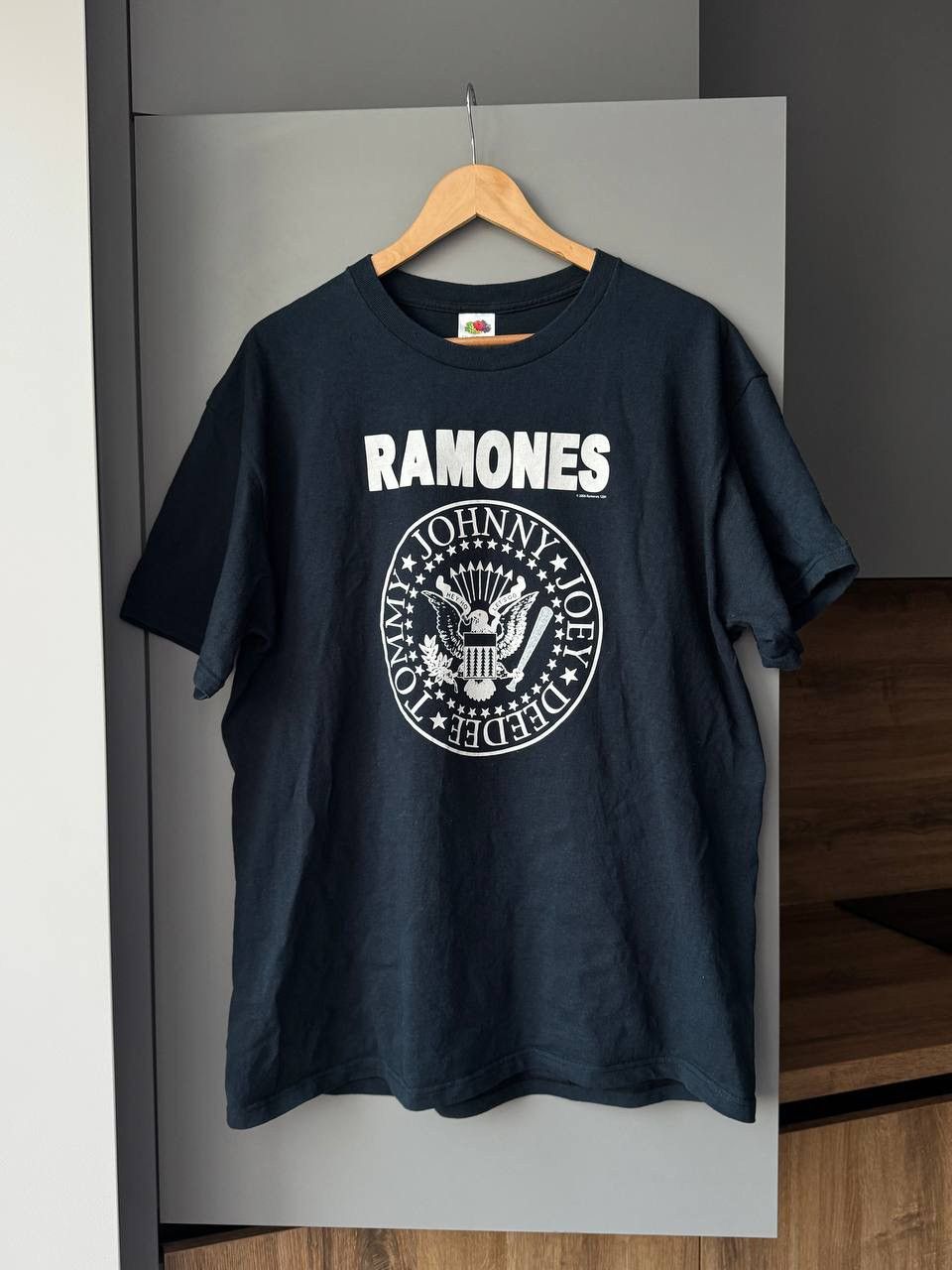 Band Tees × Vintage 2000’s Vintage Distressed Ramones Band Logo T-Shirt Size US XL / EU 56 / 4 - 1 Thumbnail