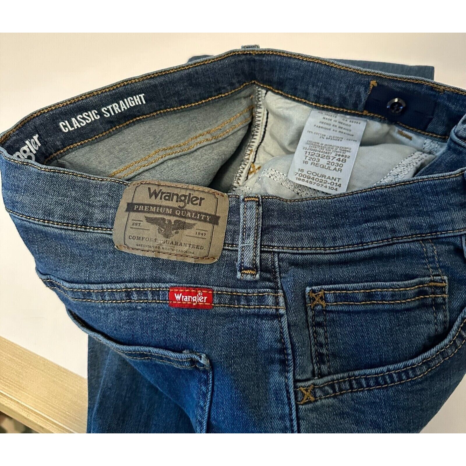 Wrangler WRANGLER classic womens straight fit. 16 Regular. Blue Denim Size 38" / US 16 / IT 52 - 2 Thumbnail