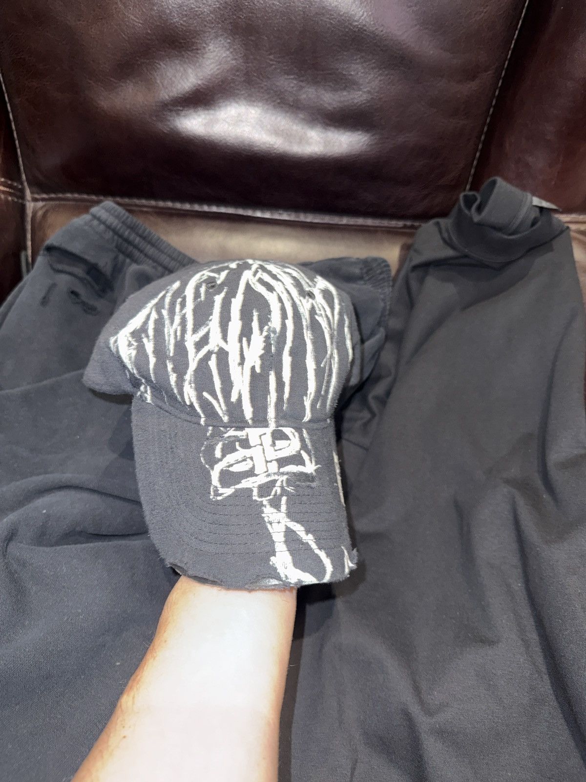 Balenciaga 'Washed' Prince Of Wales SB jacket Size 44R - 21 Thumbnail
