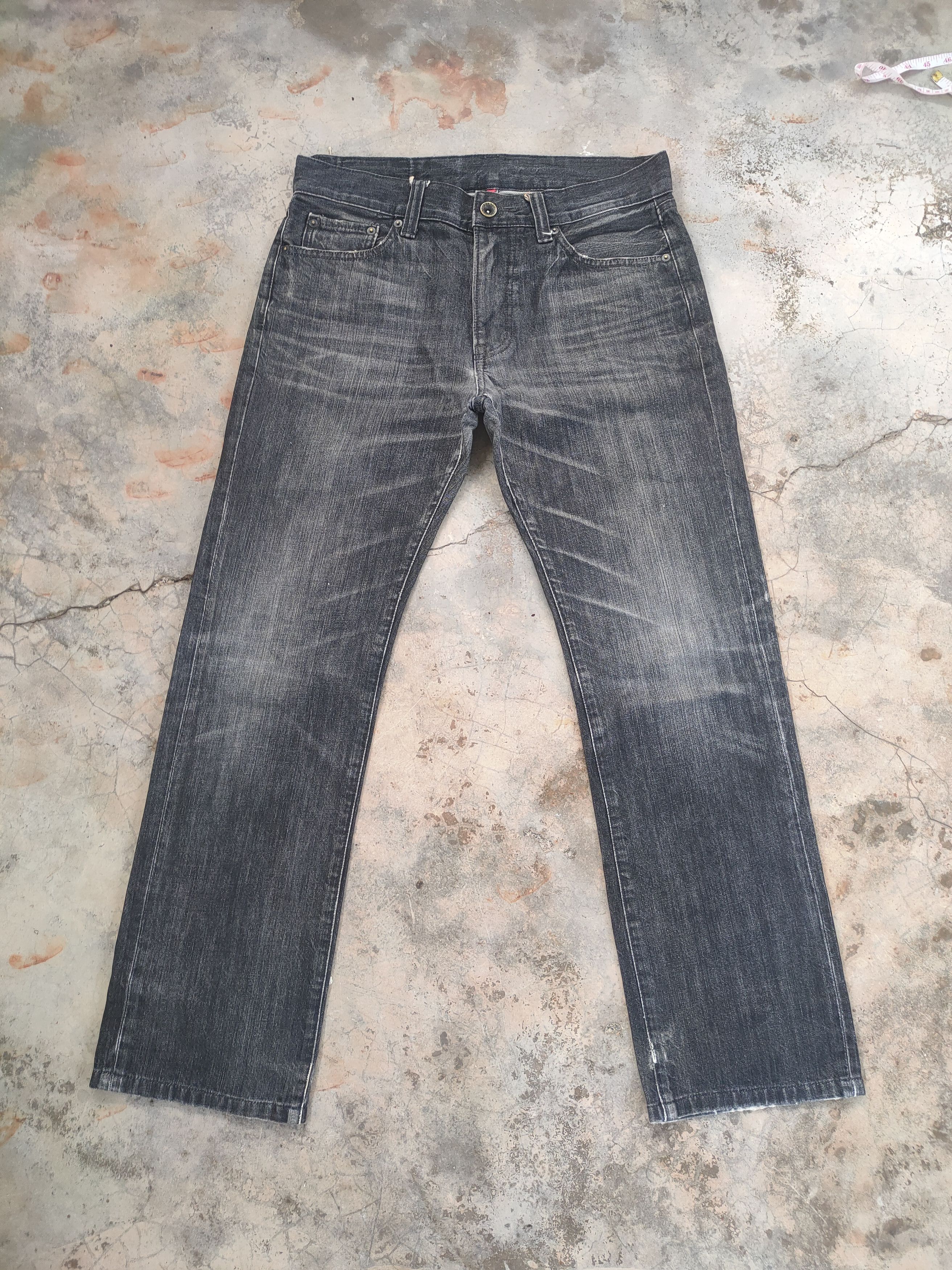 W33 VINTAGE JAPANESE FADED BLACK JEANS DENIM PANTS