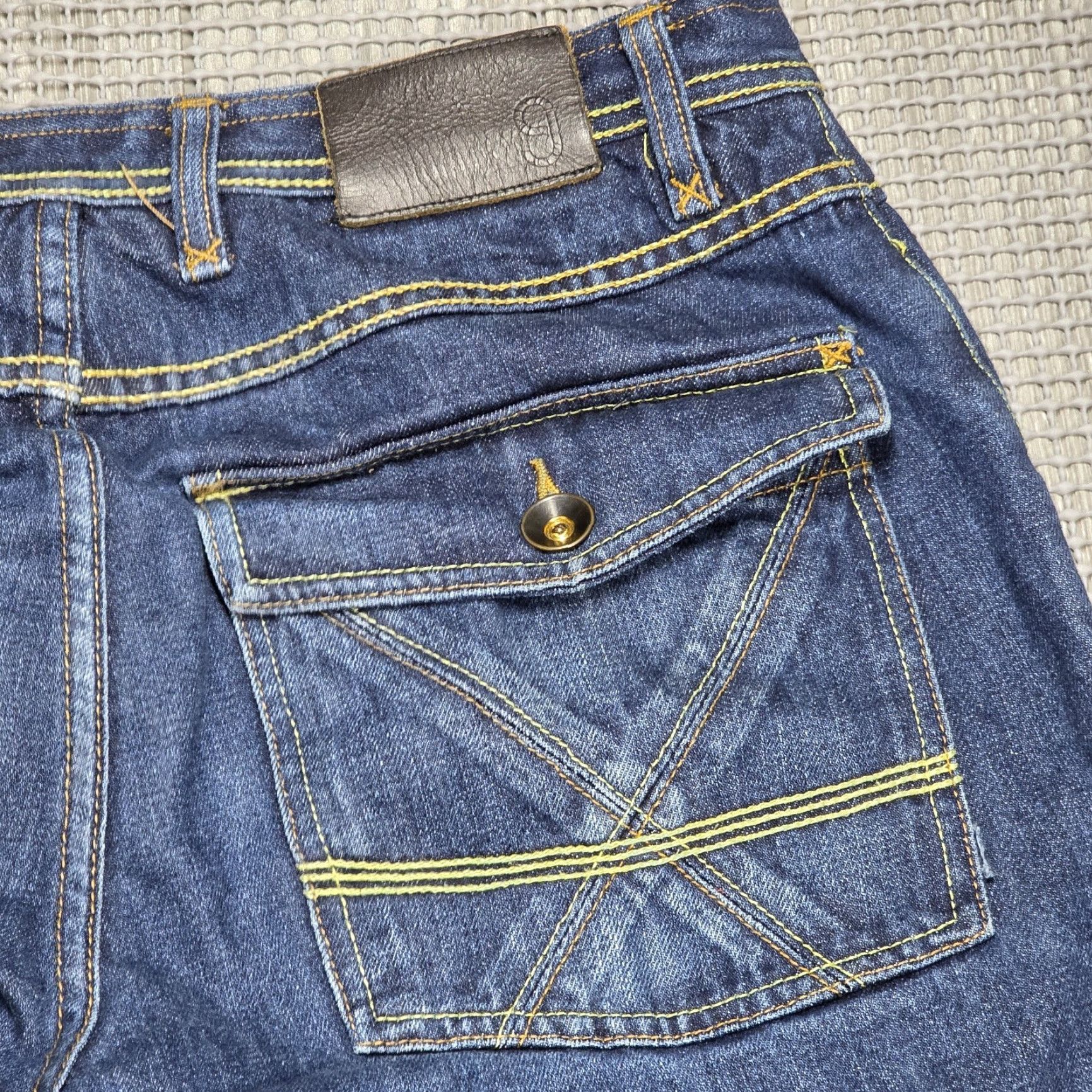 Sean John VINTAGE Sean John Baggy Jeans 32x29 Blue Fade Skater Grunge Wide-Leg Button Fly 90s Mens Jeans Size US 32 / EU 48 - 5 Thumbnail