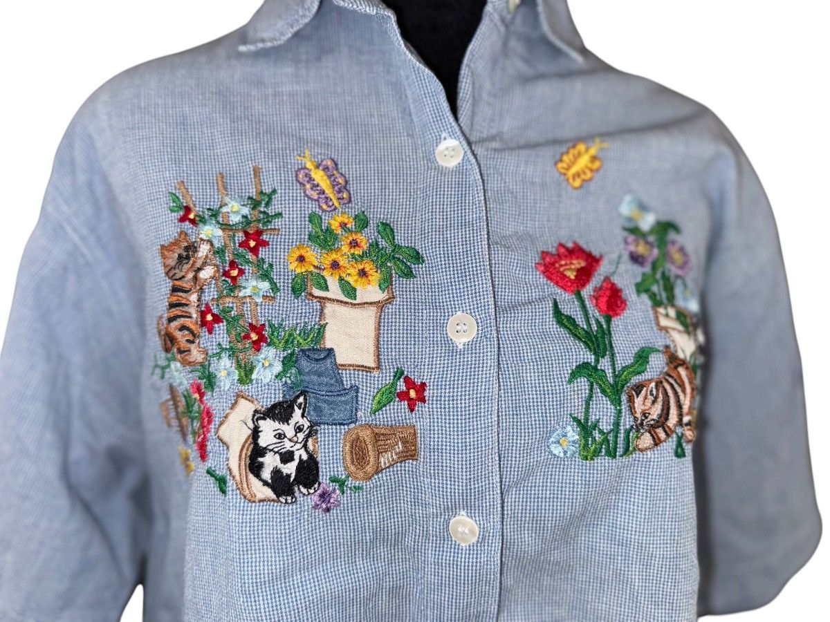 Vintage VTG 90s Victoria Jones embroidered kitty and spring flowers Size XL / US 12-14 / IT 48-50 - 1 Thumbnail